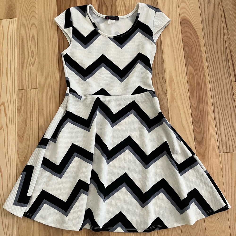 Chevron Print Dress